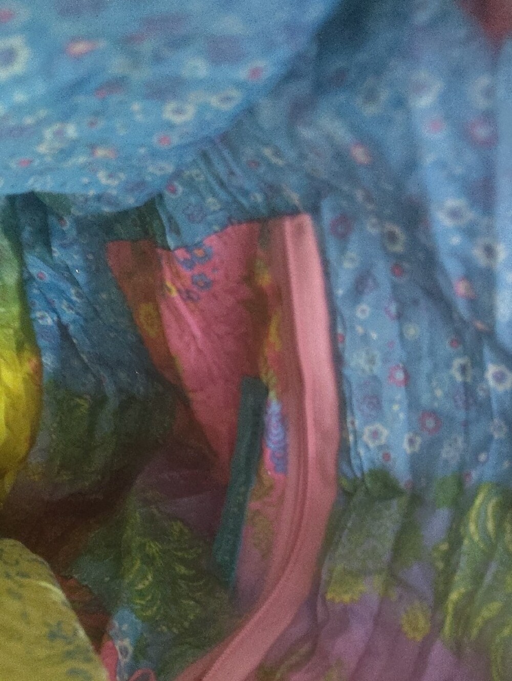 Boho Multicolor Ruffle Straw Shoulder Bag - Picture 7 of 9